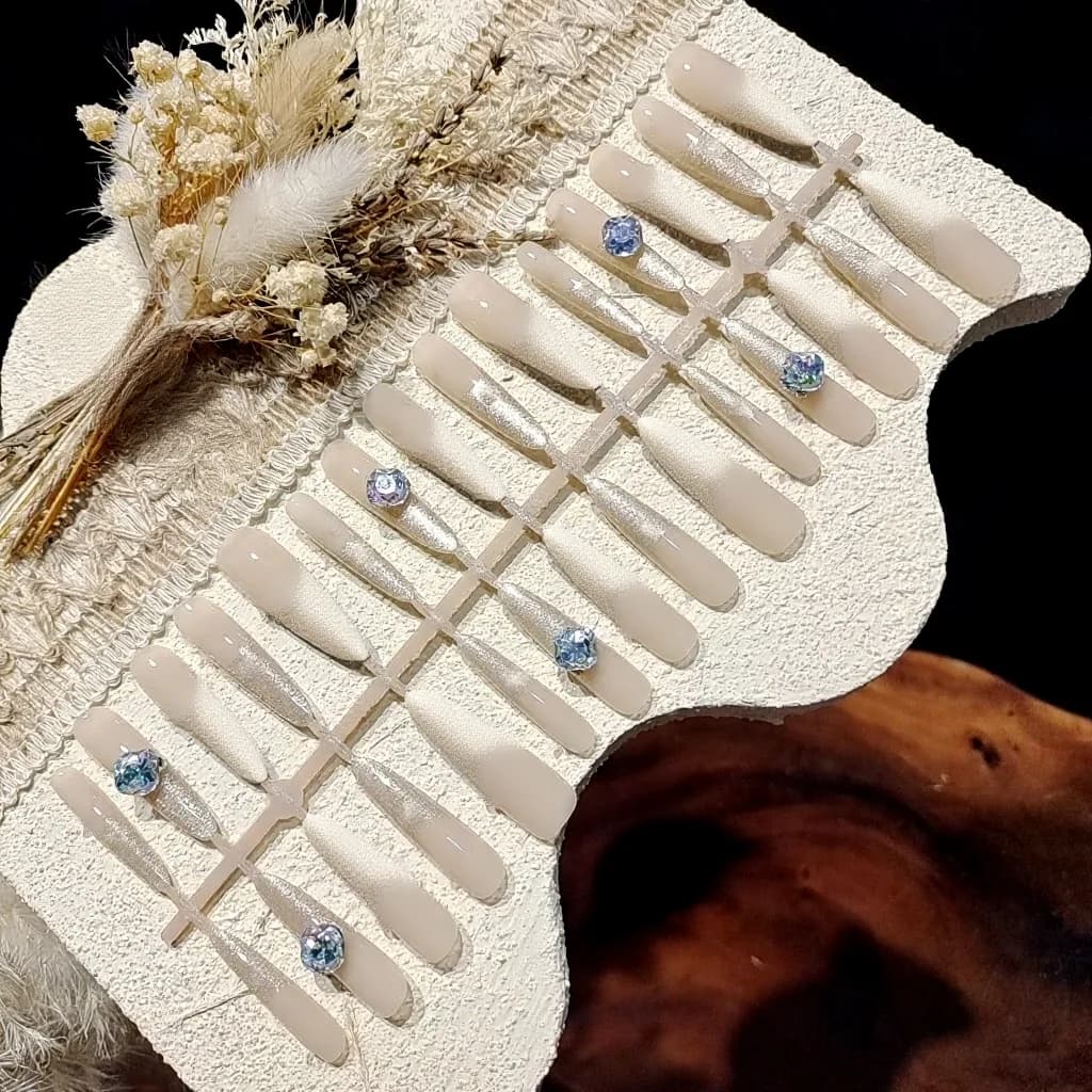 Unghie Finte Adesive Nere con Farfalla e Strass, Manicure Glitter Occhio di Gatto