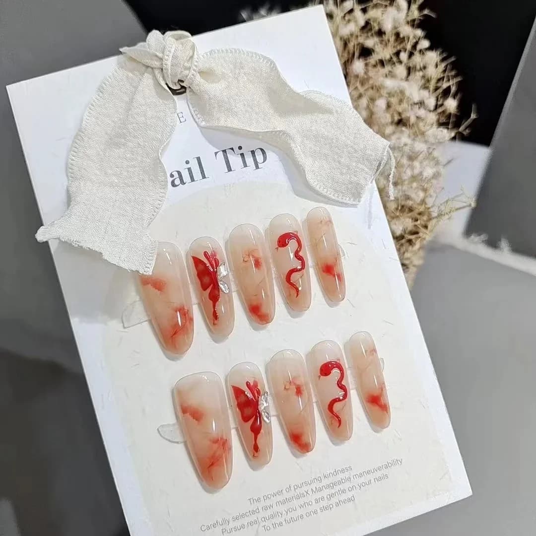 Unghie Finte Adesive Fatte a Mano Design Farfalla e Serpente Forma Mandorla Lunga