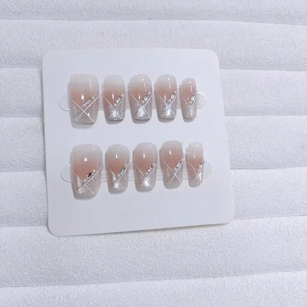 Unghie Finte Cat Eye Corte a Barella Rosa Cipria Stile Dolce 10 Pezzi