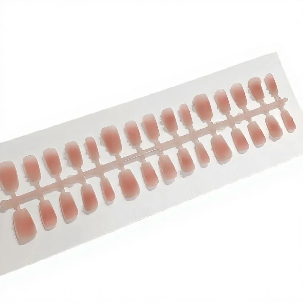 Set Manicure Stile Dolce con Unghie Finte Floreali Camelia Dorata