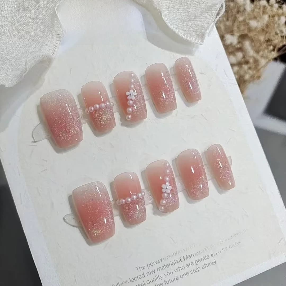 Unghie Finte Corte Trapezoidali con Cerchi Arcobaleno e Perle, 10 Pezzi