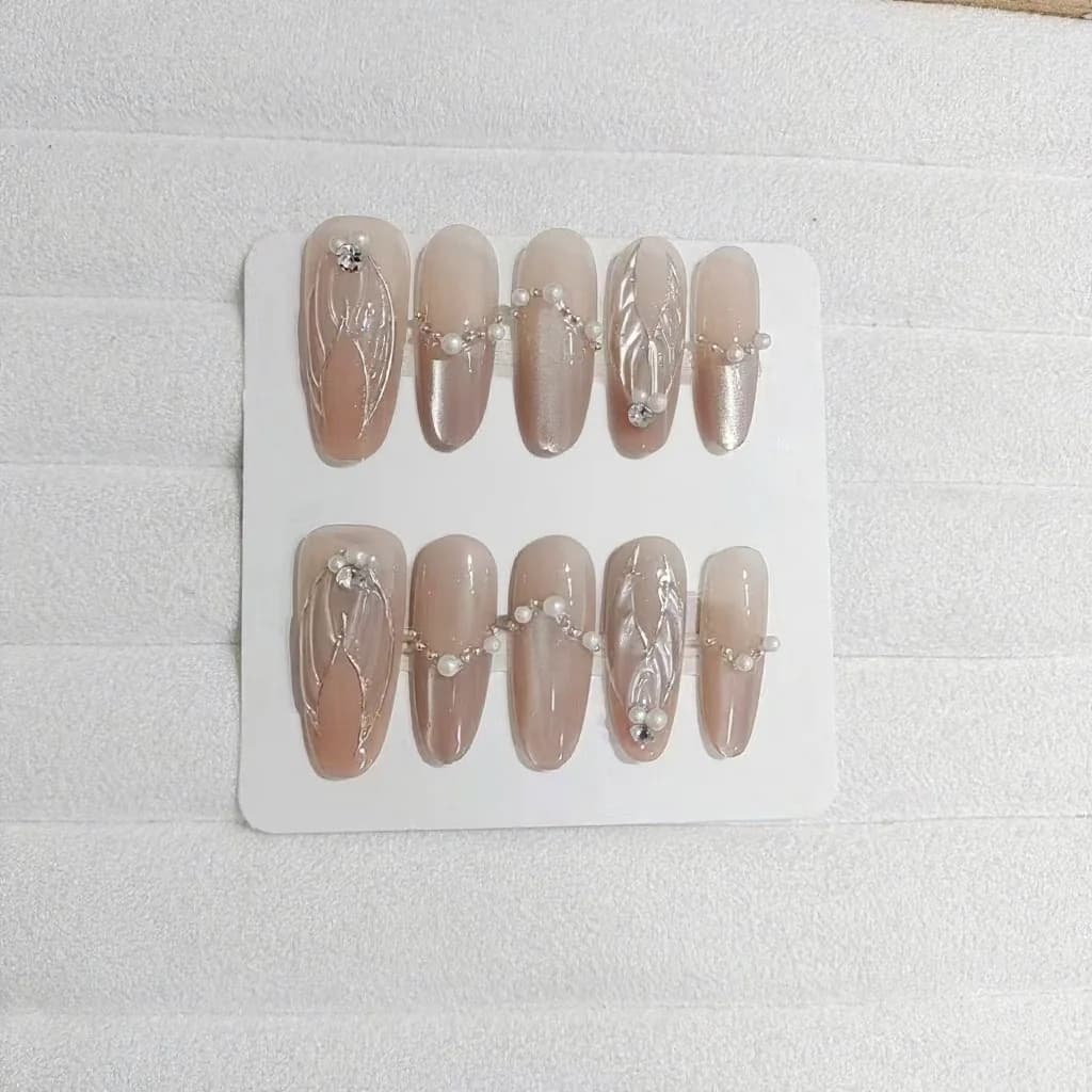 Unghie Finte Sirena Cat Eye con Perle e Strass