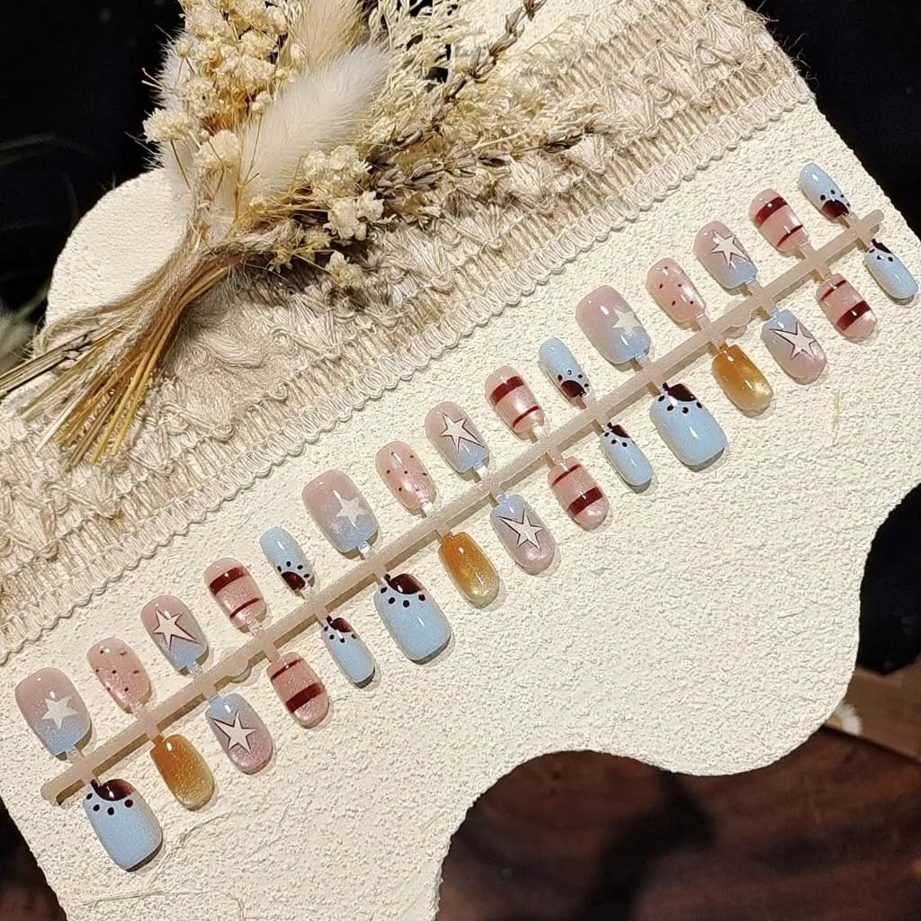 Unghie Finte Occhio di Gatto Blu Ghiaccio con Glitter a Stella, Forma Ballerina Corta