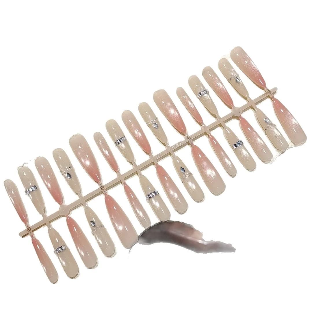 Unghie Finte Rosa Occhio di Gatto Forma a Stiletto con Bagliore Pesca