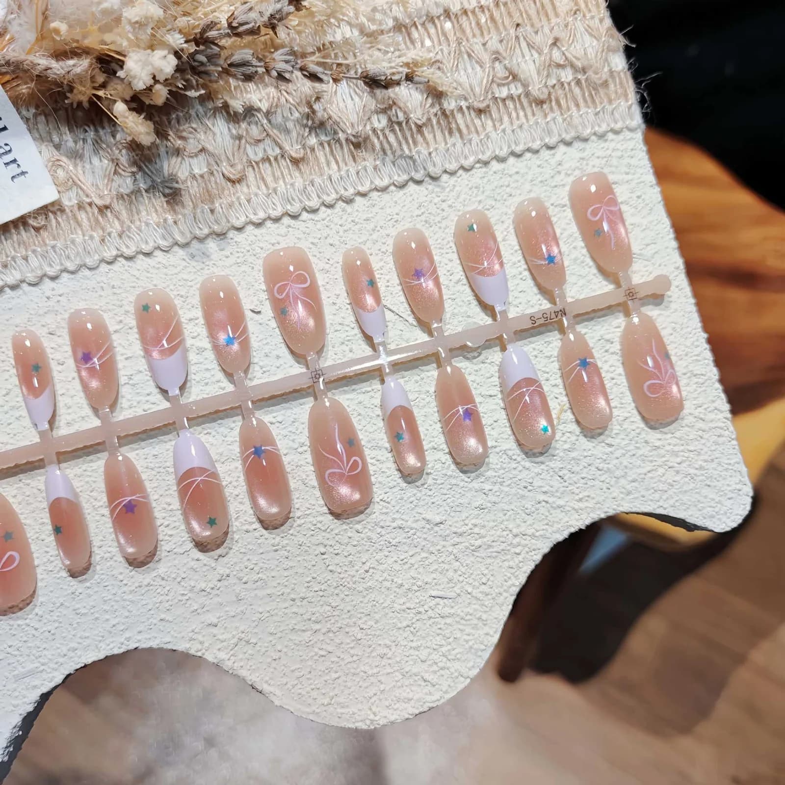 Unghie Finte Cat Eye Rosa Tenue, 30 Pezzi, Riutilizzabili