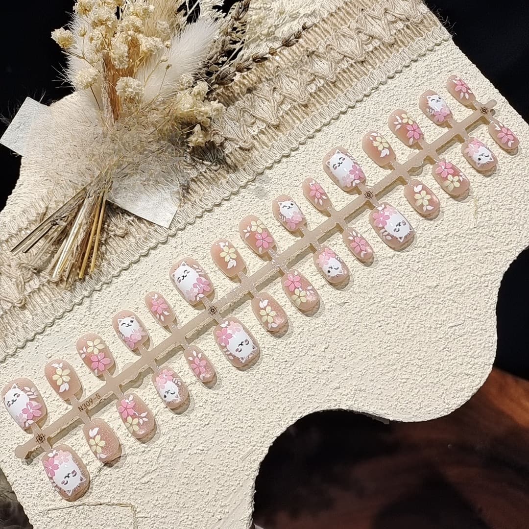 Unghie Finte Occhio di Gatto Rosa, Forma Ballerina Corta, Design Floreale
